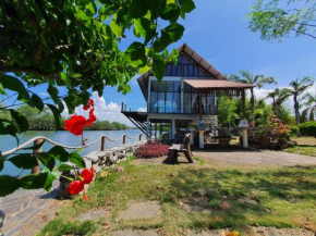  Homestay ALA Riverview Lodge Kota Bharu  Кота-Бару